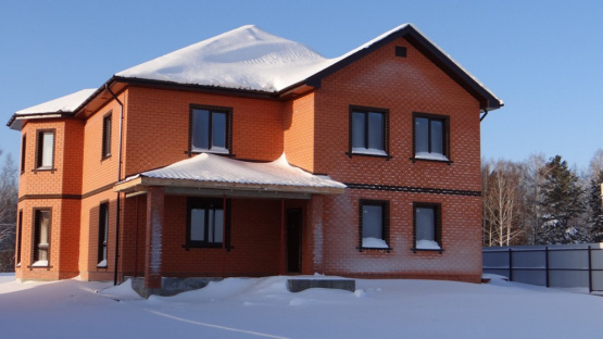 ДОМ 280 КВ.М. + ХОЗ. БЛОК